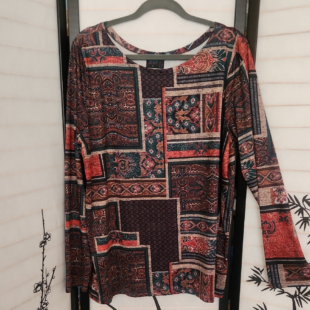 Vintage Patchwork Design Long Sleeve Top